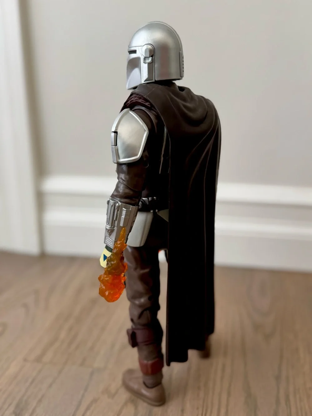 Star Wars - The Mandalorian talking Action 15” Figure
